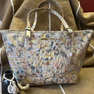 Brahmin handbag in cool spring colors.